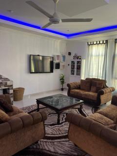 شقة بالقرب من سوق نزوى - 6