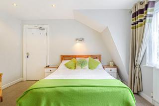 Capritia Guest House - 1