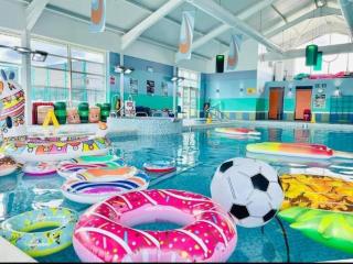 Sea View Caravan at Crimdon Dene Holiday Park - 9