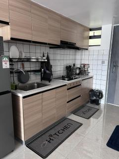 Blush & Midnight Studio - Near UN, VM & Two-Rivers - 3