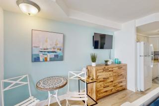 Daytona Beach Resort 426-You and Me By The Sea - 7