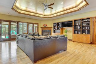 Scenic LaGrange Retreat! 3,600 Sq Ft, Pool Access - 6