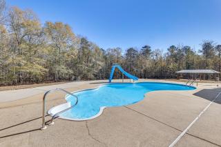Fishing Pond On-Site! LaGrange Apt on 33 Acres - La Grange - 9