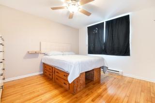 Romantic Modern Escape with a Luxe Bathtub - 7