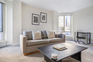 Blueground Prudential St Botolph pool nr Boston Public Library BOS-1117 - 8