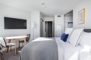 Downtown Bellevue Studio w Gym WD nr shops SEA-118 - 3