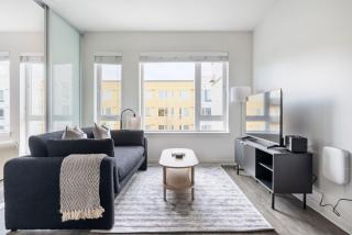 Blueground Overlake fitness center nr Lake Sammamish SEA-997 - 0