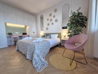 Vista panoramica sul Lago Maggiore con deposito bici - 8