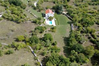 Villa Bacio with new heated pool - 7