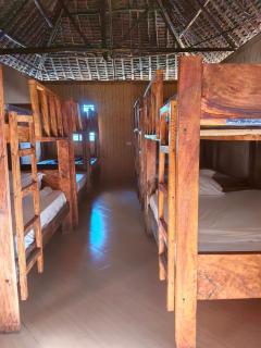 Sawa Sawa Beach Hotel&Backpacks - 1