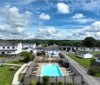 Gateway to Cornwall - 9