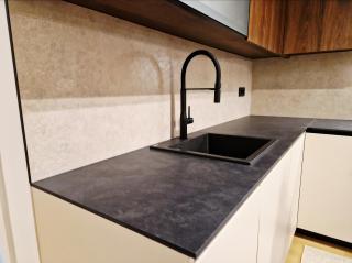 Infinity Apartment & Privat Garage - 2