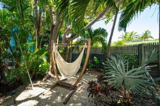 Papa's Hideaway - Key West - 3