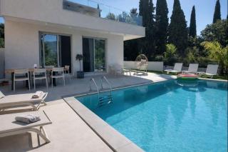 Villa Harmony Luxury Resort - 9