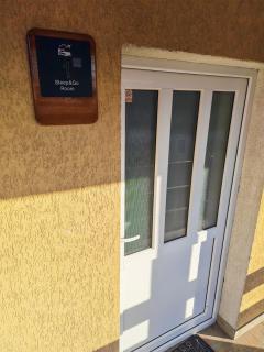 Sleep&Go Airport Transit Rooms Cluj-Napoca - 8