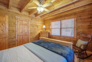 Hidden Gem Cottage - 1