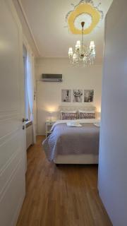 Vracar Luxury Apartment - 8