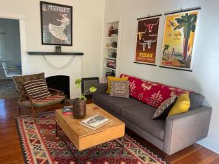 Charming Boho Pasadena Cottage Near Rose Bowl - 6