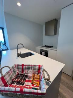 3BR Central Luxury Apt with Top Ocean View - 4