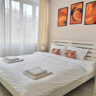 Apartment near Malibu Park - 9