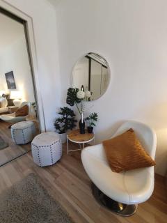 Boho & Cozy Prague - 8