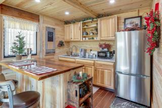 Walk to Current River Ozarks Adventure Home! - 3