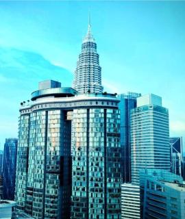 Vortex suites klcc by 2 bed 3 bed family suites vibes - 1