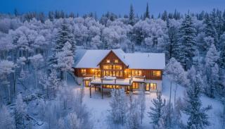 Secluded Custom 5 BR with Panoramic Mountain Views - 0