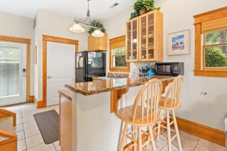 IC1 - Little Lifeboat House - 3