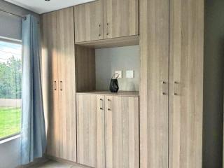 Executive Lombardy Apartment - 2