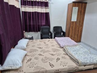 VISHWAGIRI Home Stay Guest House - 1