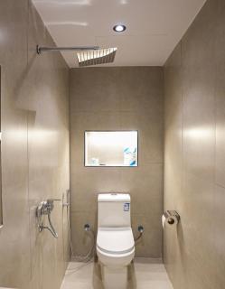 استديو فاخر باثاث وجلسة مودرن مميزة - 1