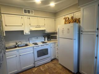 Admiral's Row 234 - Coastal Retreat Villa - 6