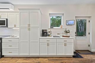 Modern Gem on 15 Acres, 5 Mi to Old Orchard Beach! - 1