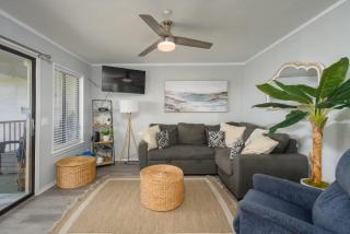 Admiral's Row 424 - Oceanview Villa with Balcony - 9