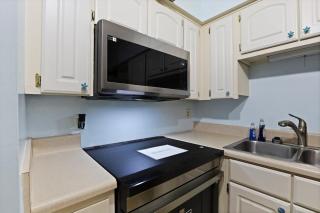 Fiddler's Cove 1A - Short Walk to the Beach! - 2