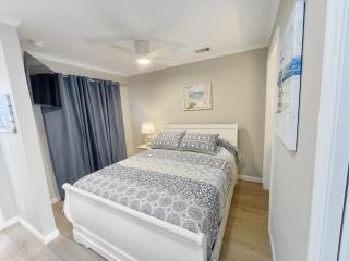 Ocean Villa A204 - Newly Updated with Ocean Views - 2