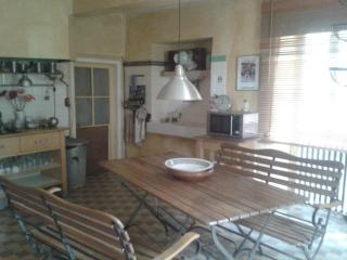 Beautiful house with character in village with garden - 1