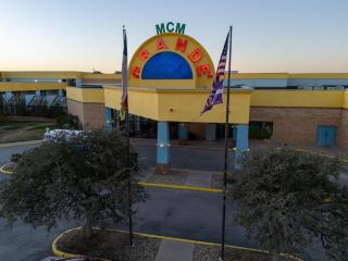 MCM Grande FunDome Odessa - 0