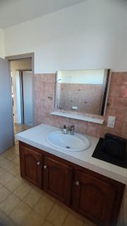 Maison individuelle avec terrain arboré - 9