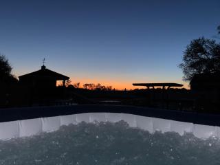 County Peace with Luxurious Amenities - 2