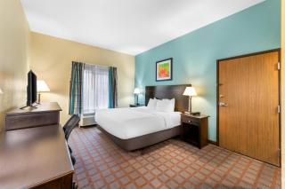 Red Lion Inn & Suites Blue Springs - 6