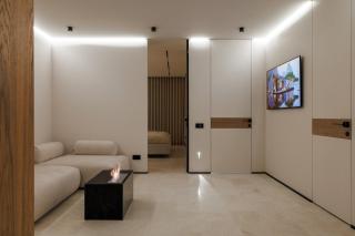 Luxury 2BR Apartment Modern Design - 8
