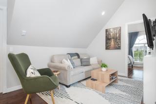 The Loft at Marble Place a Cozy Family Retreat - 3