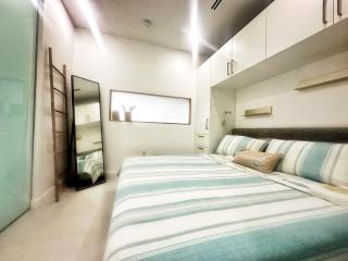 Cayman Convenient Stay at Harbour Walk - 1