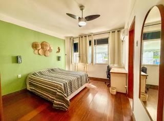 Amplo Apartamento com 3 suítes na Barra - 7min da praia do Porto da Barra - 7