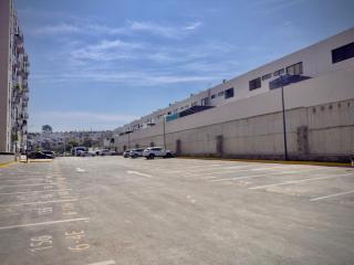 Departamento moderno con alberca, terraza y acceso controlado - 6