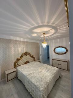 Cornișe apartament central 2 camere și living - 1