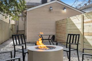 2BR retreat w fenced yard & fire pit - 4