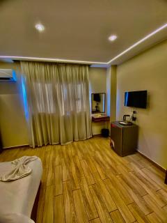 Pyramidsfort & free pickup shuttle - 4